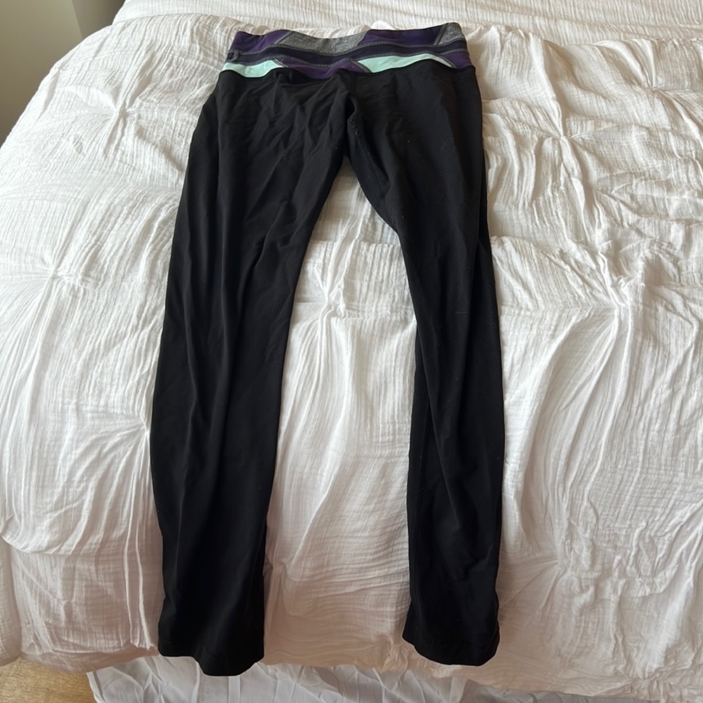 Black yoga pants with colorful waistband size 4 lululemon